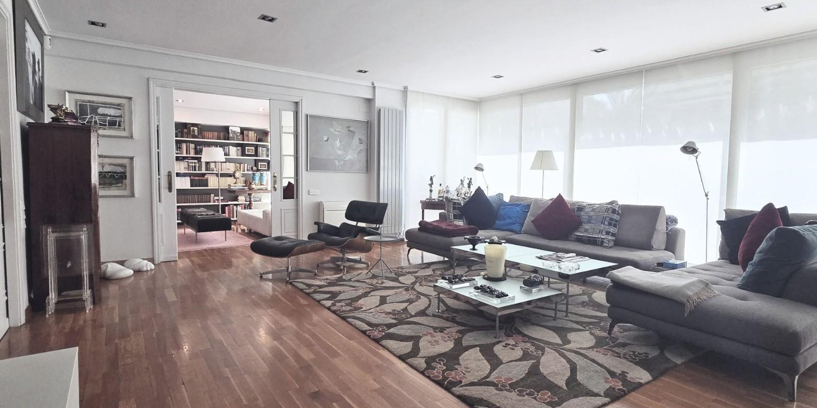 Exclusiva vivienda de lujo en Jaume Roig, Valencia 2025: amplitud, elegancia y ubicación prime